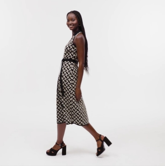 Diane von Furstenberg (DVF) x Target Sleeveless Vintage Weave Sweater Wrap Dress - Picture 2 of 5